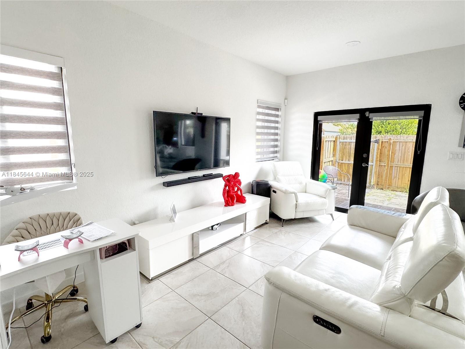 Property photo # 6