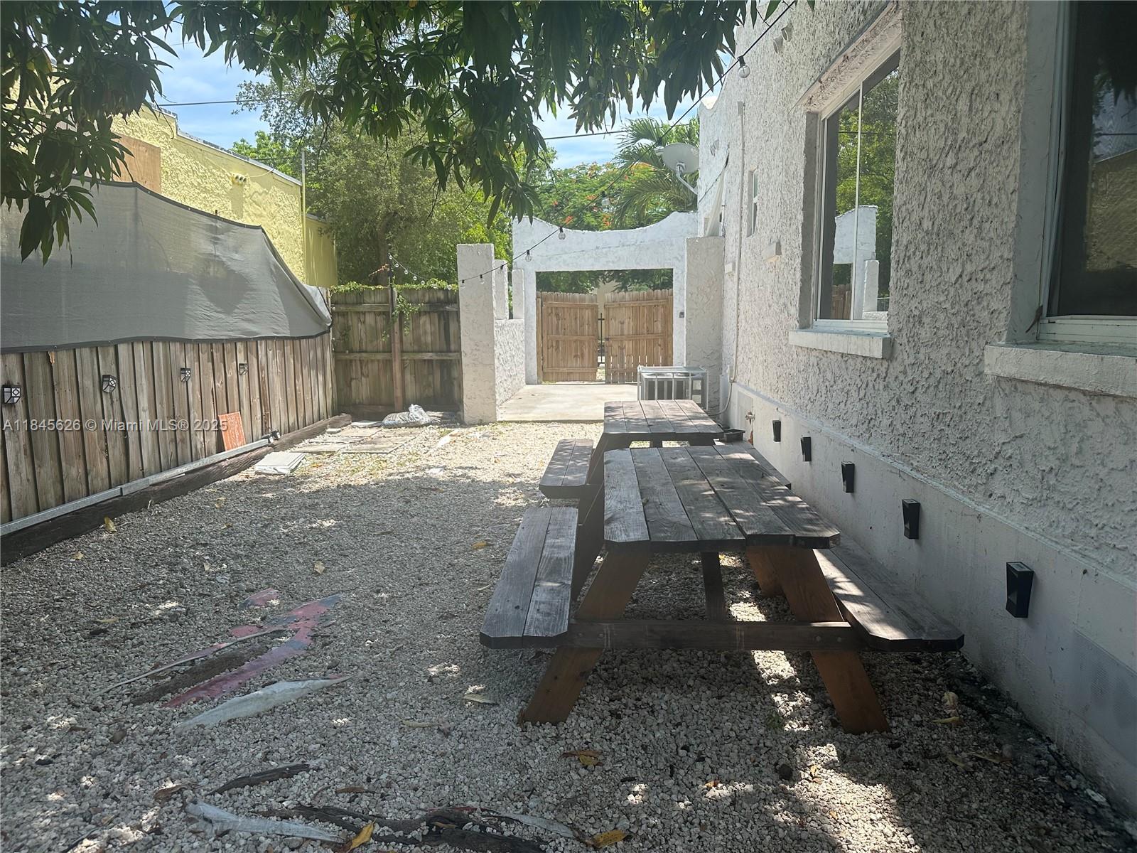 Property photo # 9