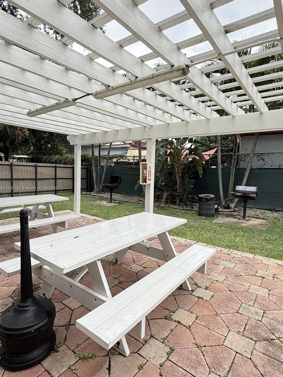 Property photo # 4