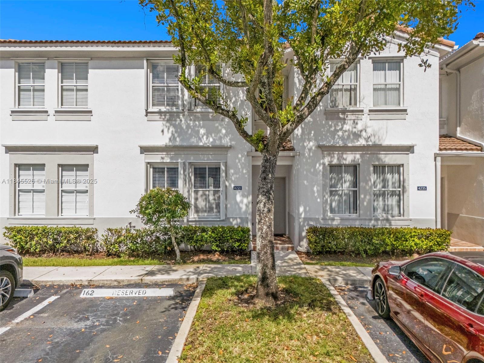 Property photo # 0
