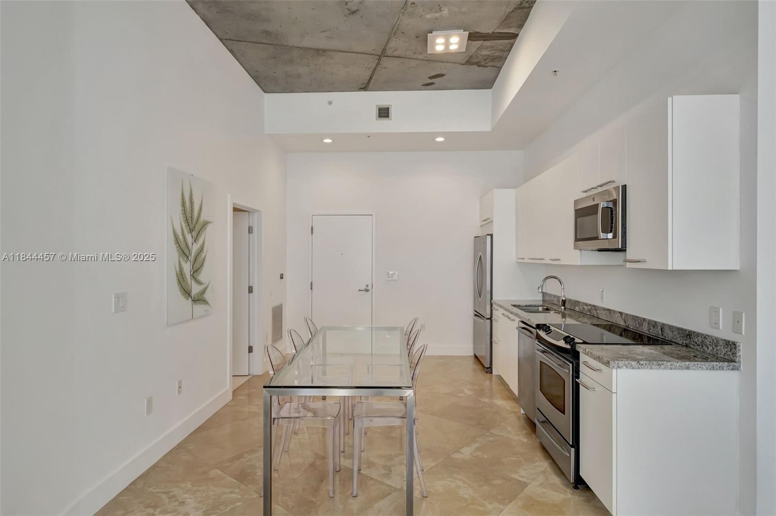 Property photo # 4