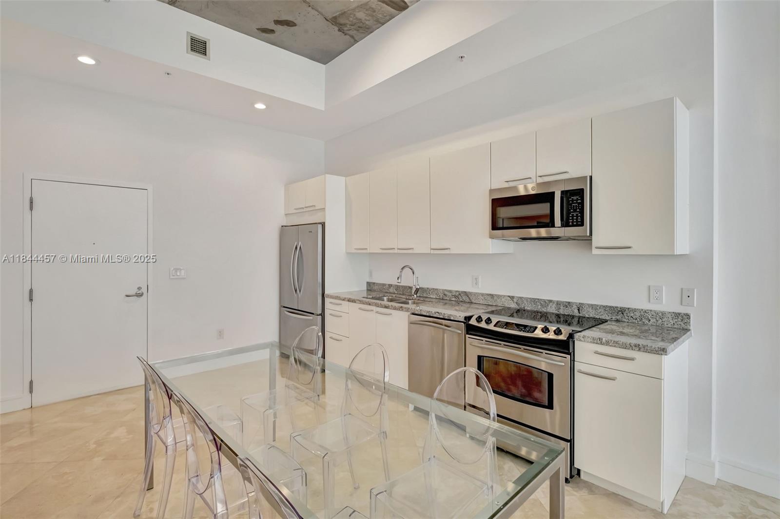 Property photo # 2