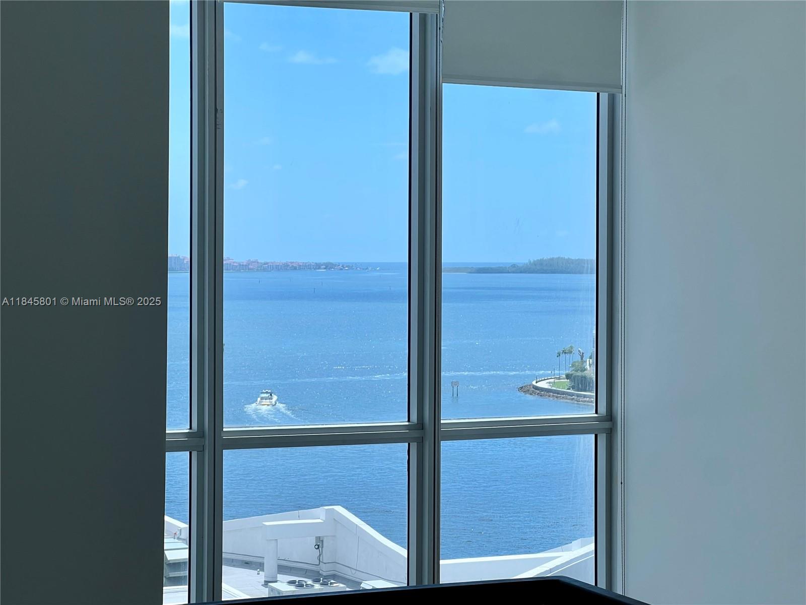 300 S Biscayne Blvd #Loft 1028, Miami FL 33131