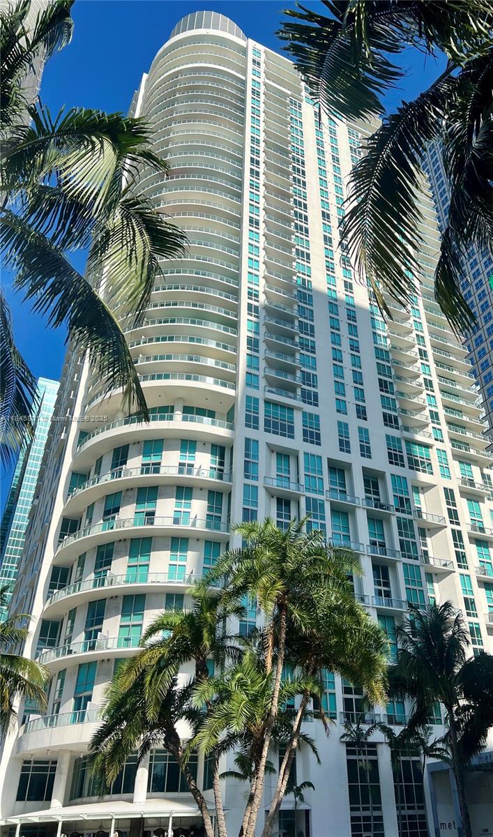 300 S Biscayne Blvd #Loft 1028, Miami FL 33131