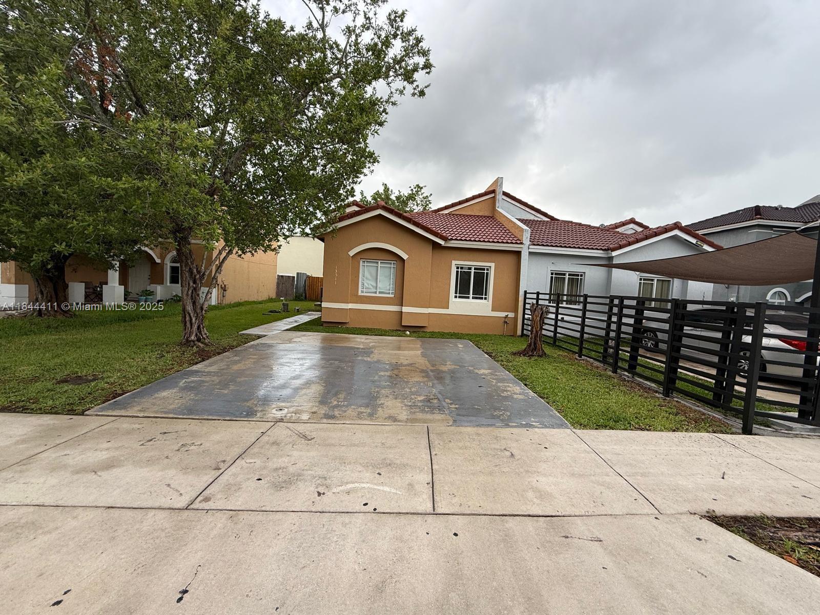 Property photo # 0