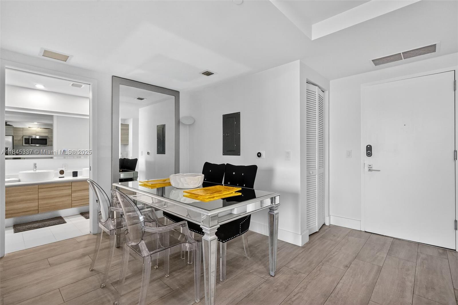 Property photo # 9