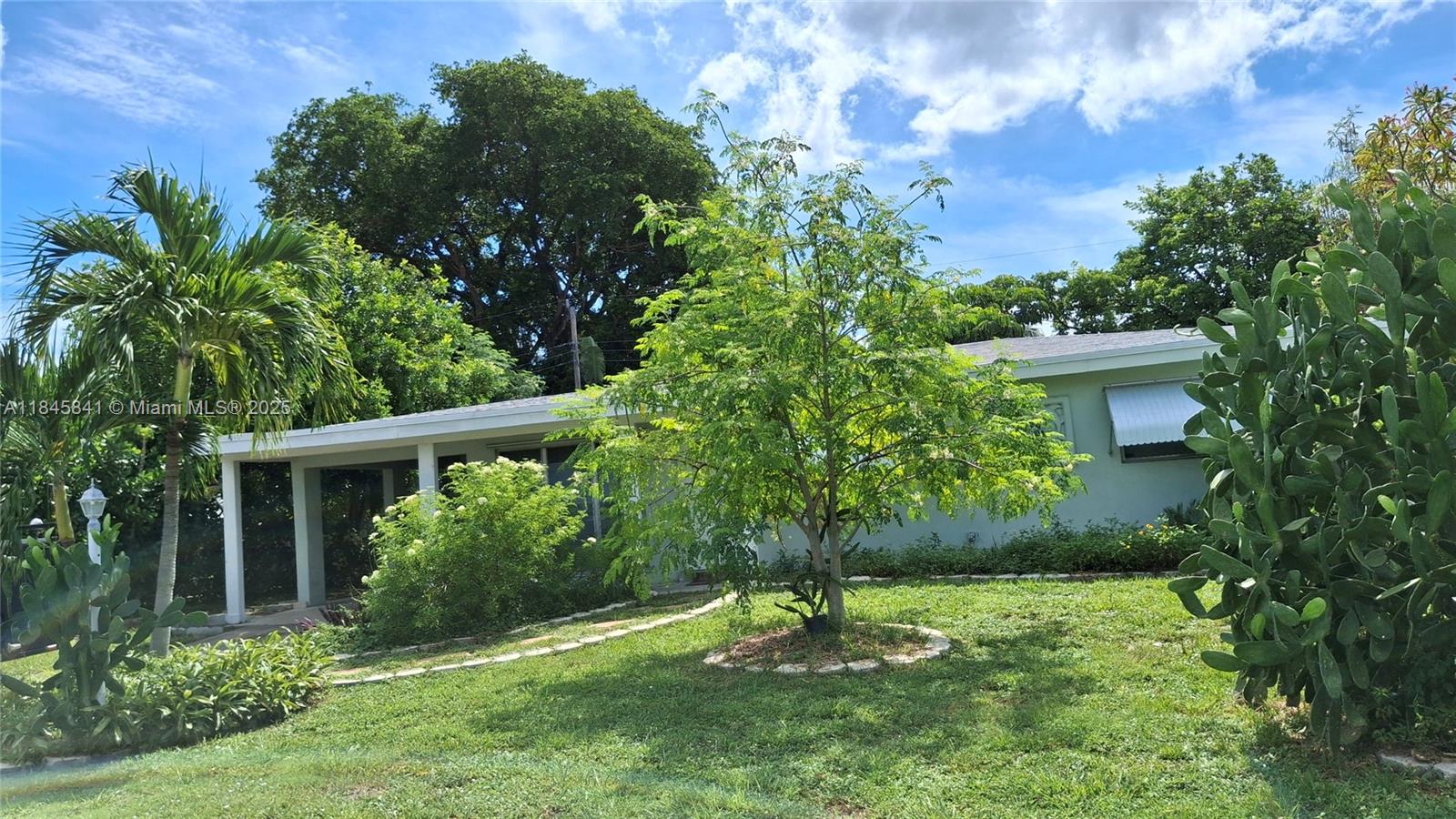 Property photo # 0