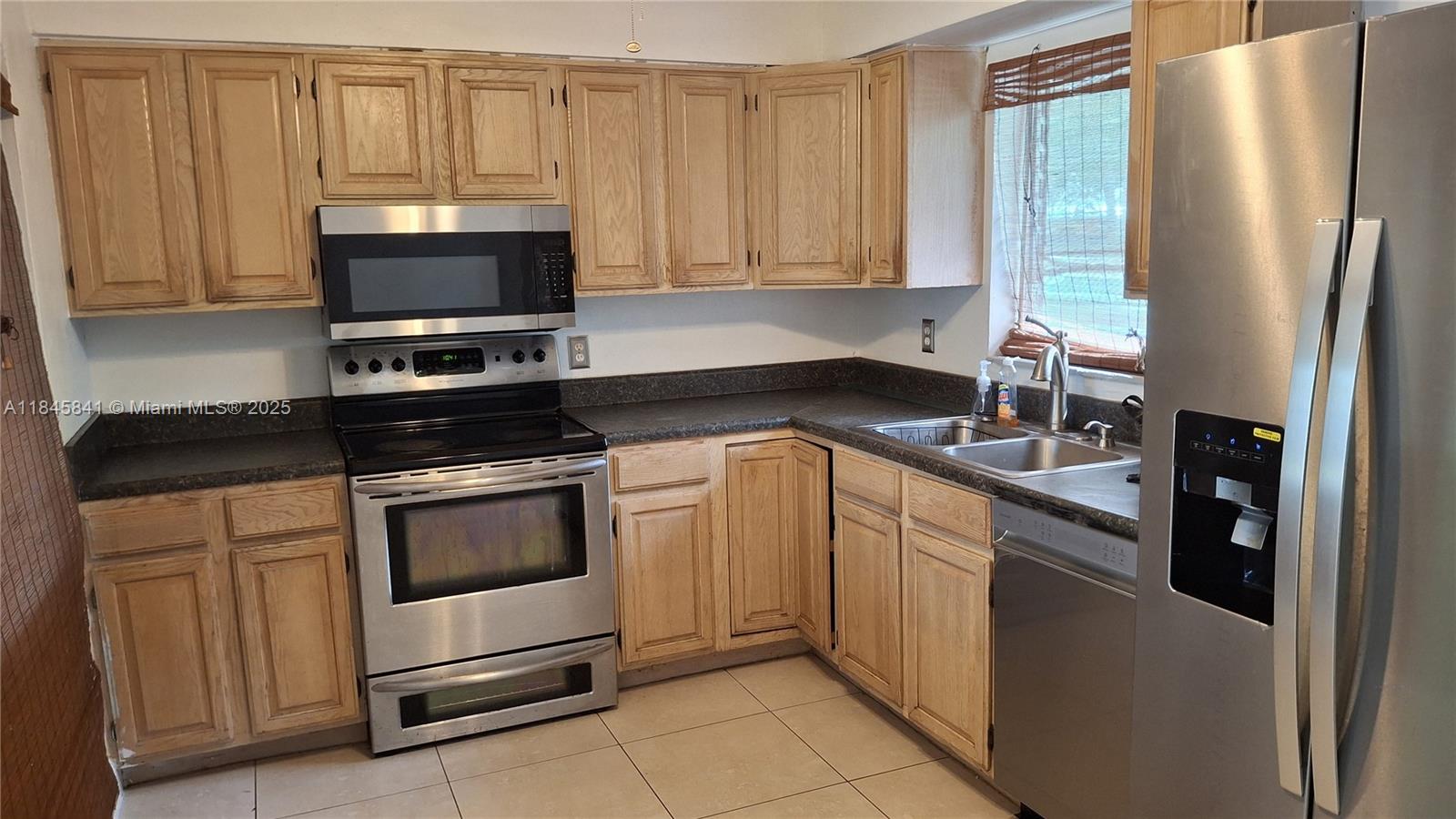 Property photo # 6