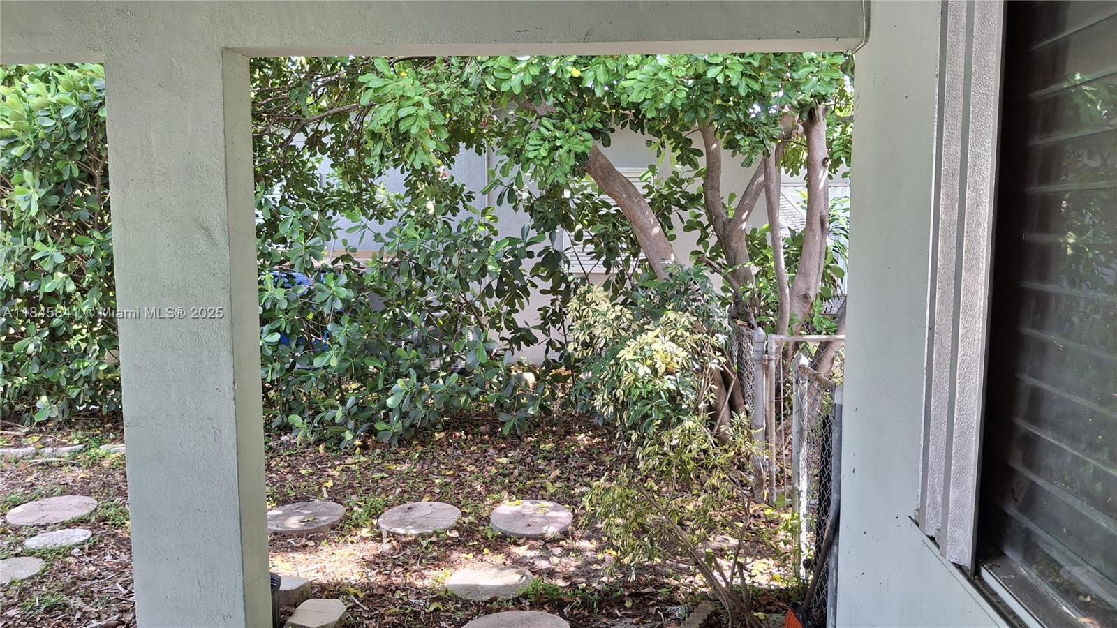 Property photo # 9