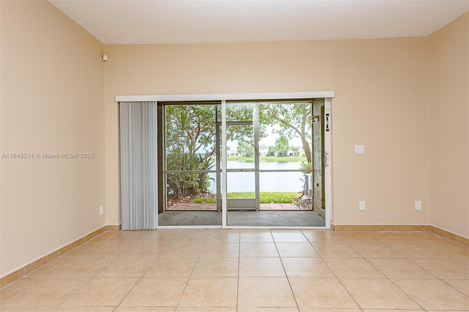 Property photo # 4