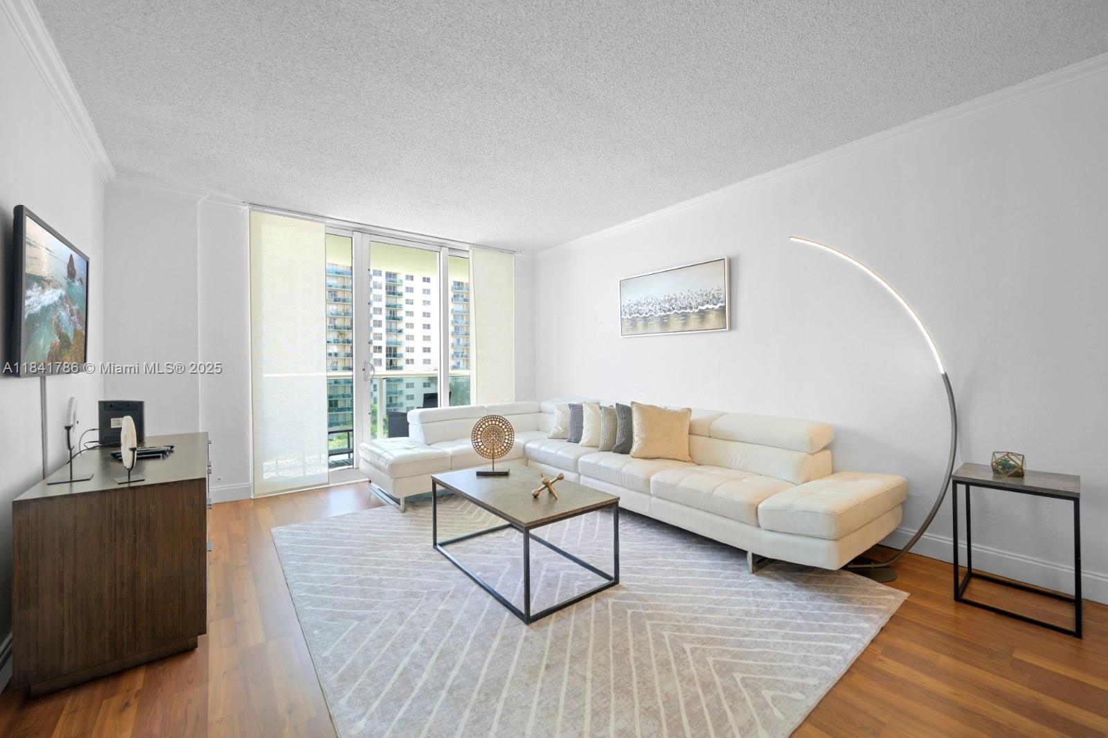 Property photo # 8