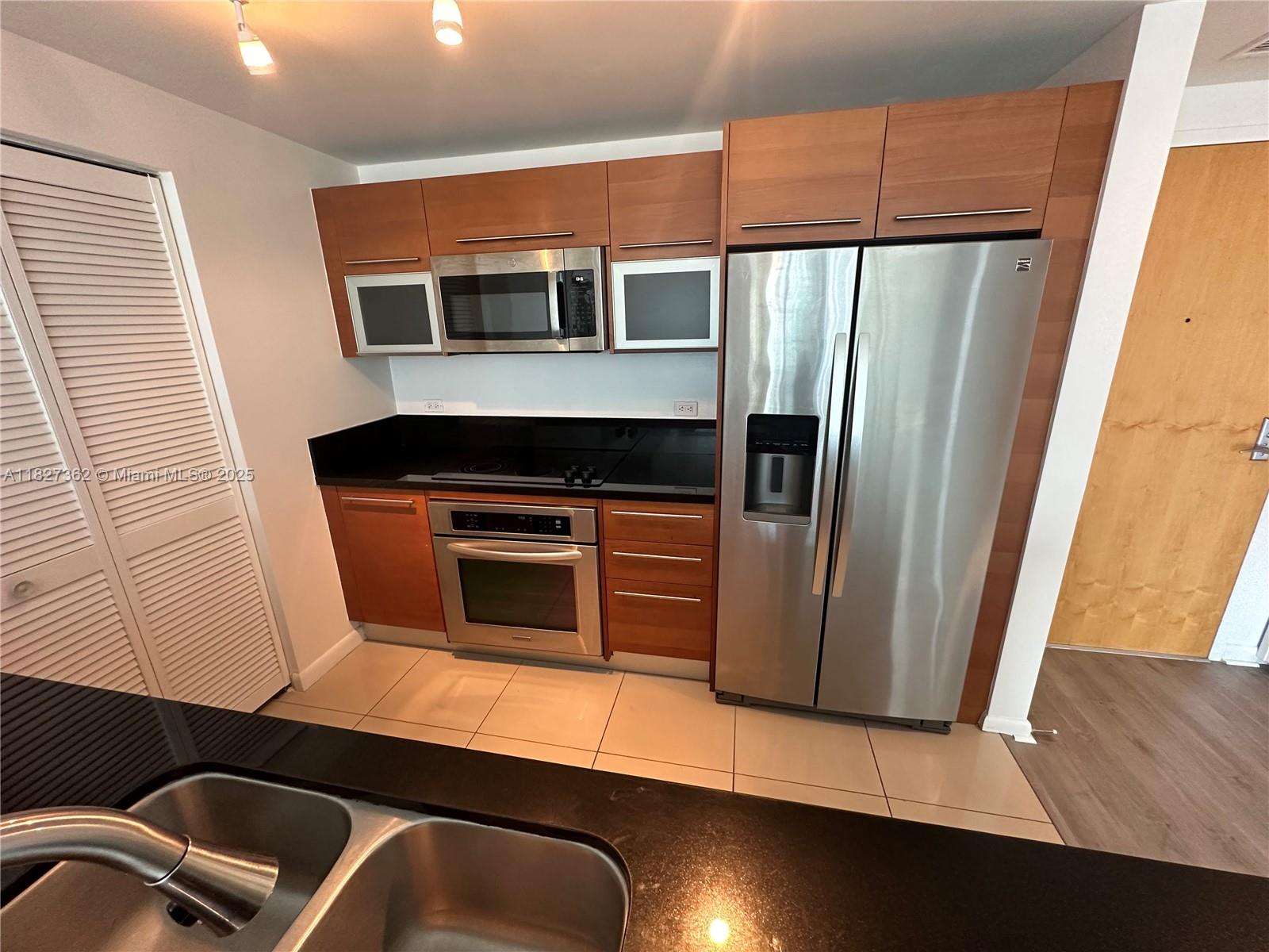 Property photo # 0