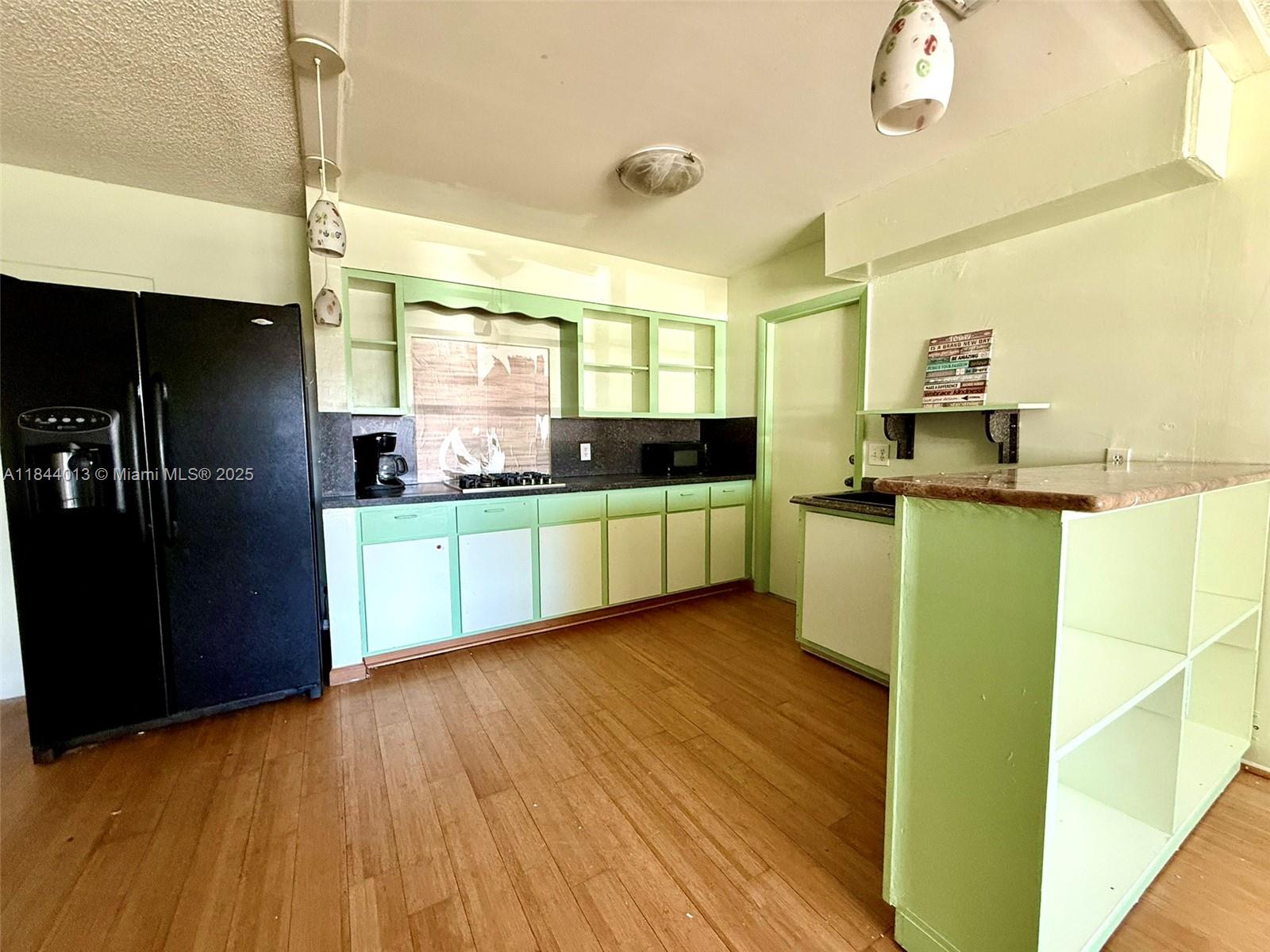 Property photo # 7