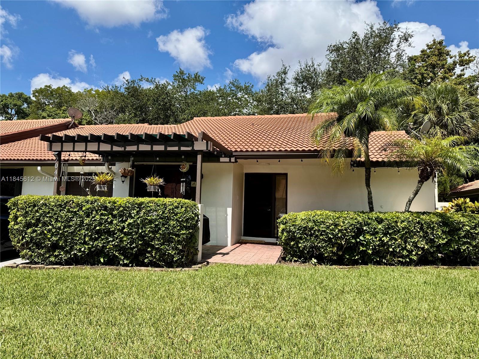 Property photo # 6