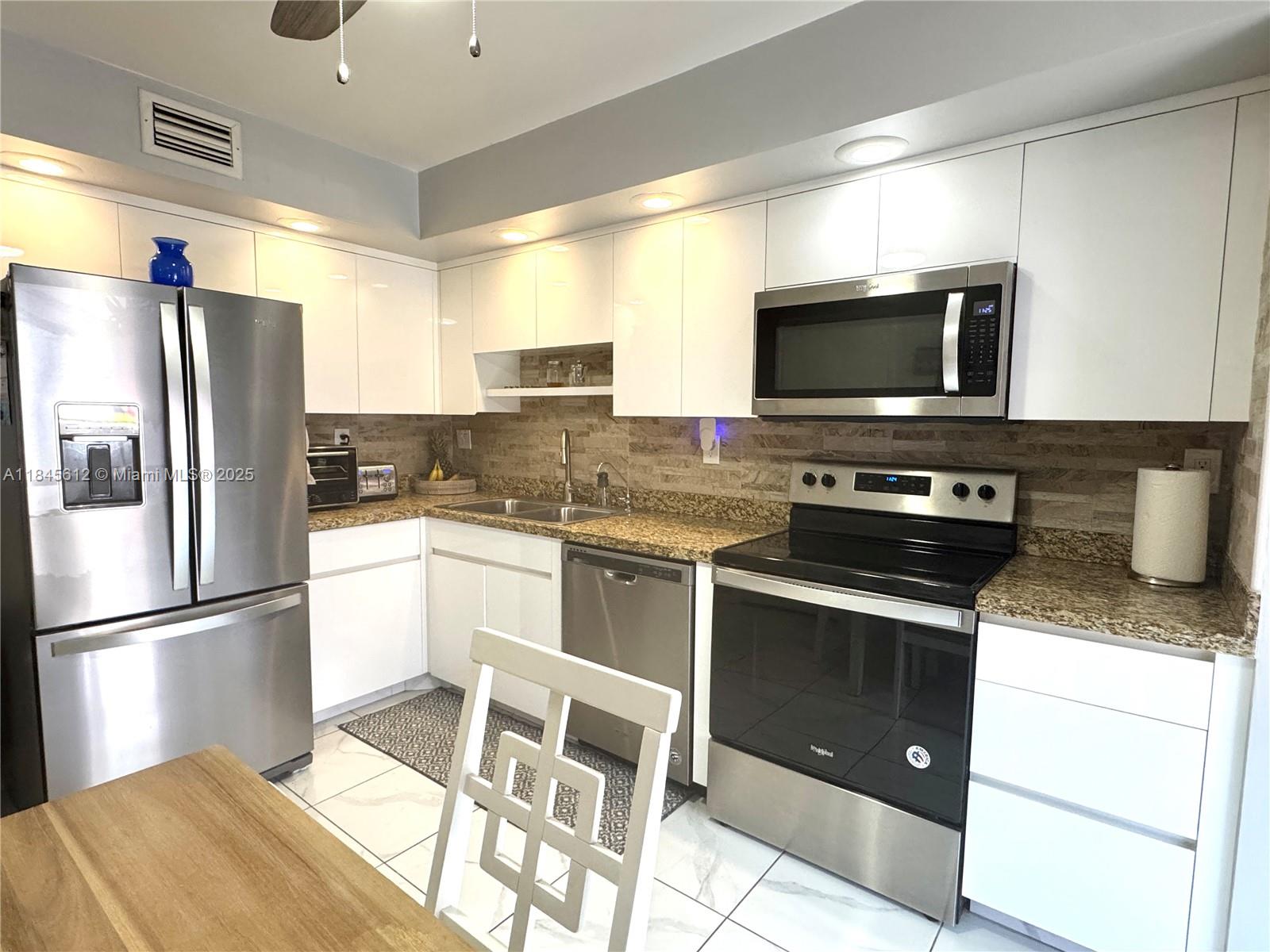 Property photo # 9
