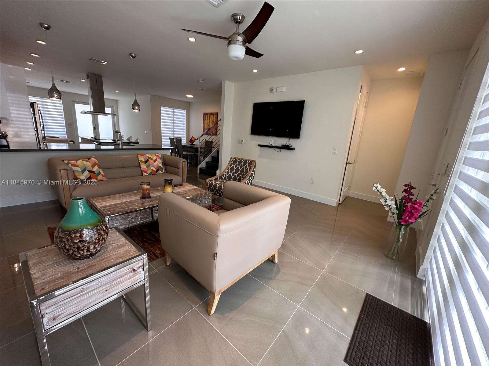 Property photo # 2