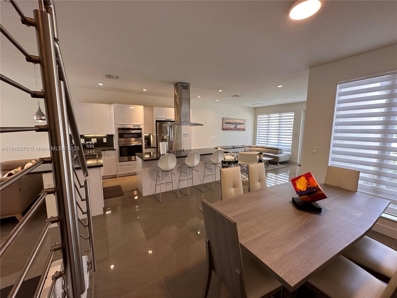Property photo # 6
