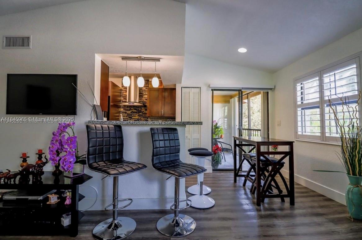 Property photo # 9