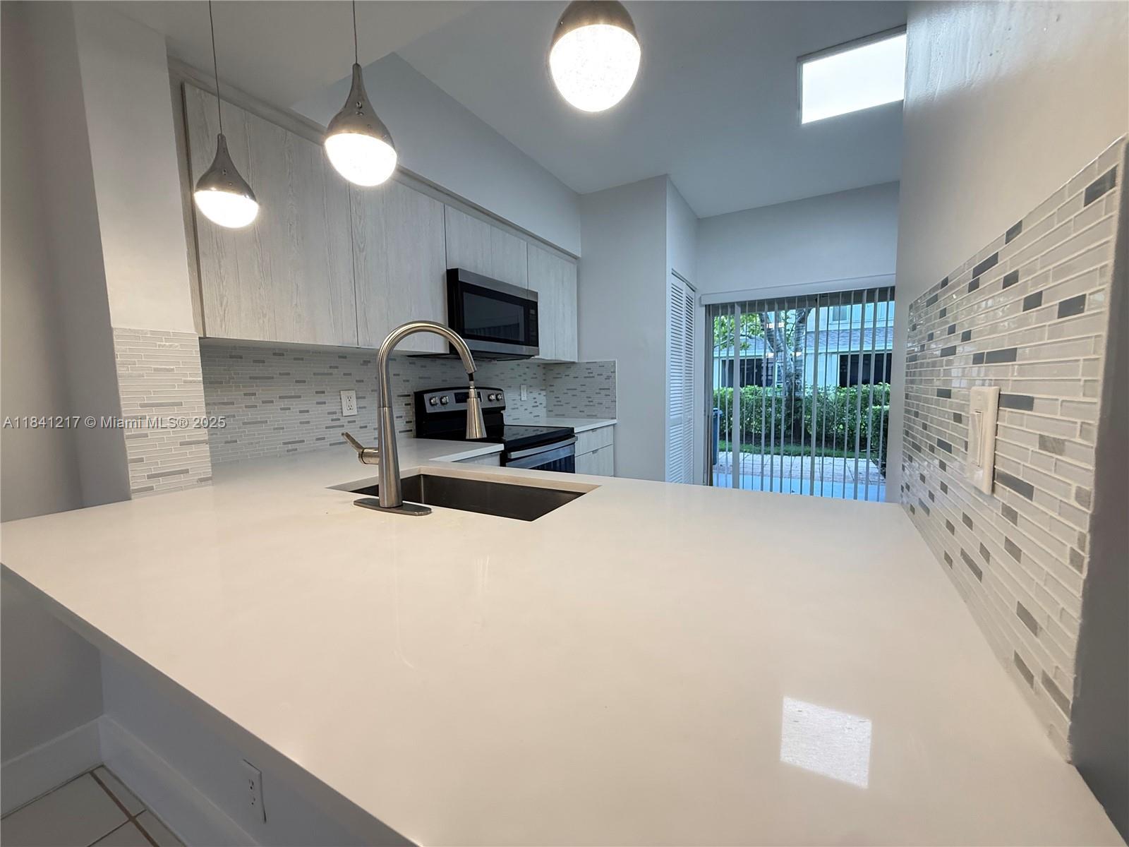 Property photo # 7