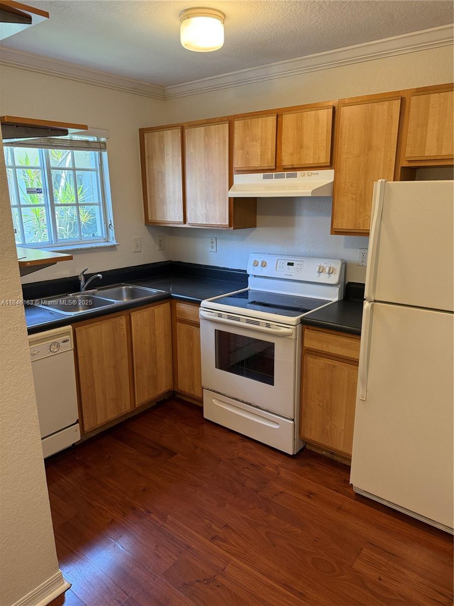Property photo # 2