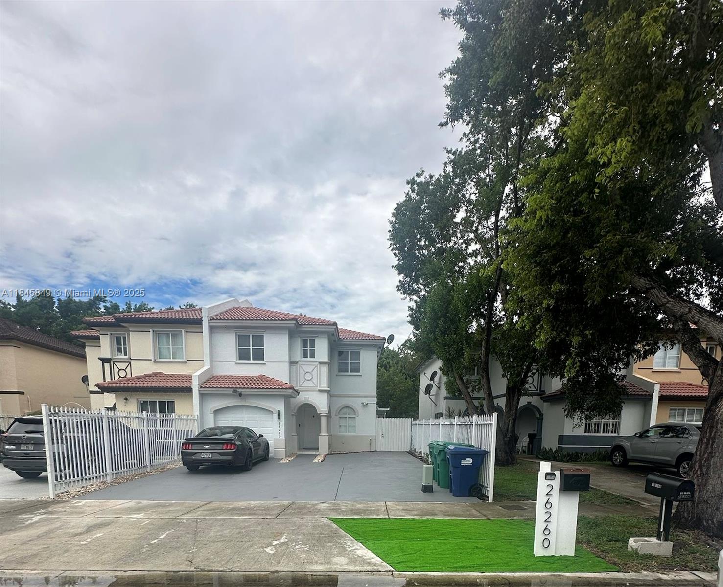 Property photo # 0