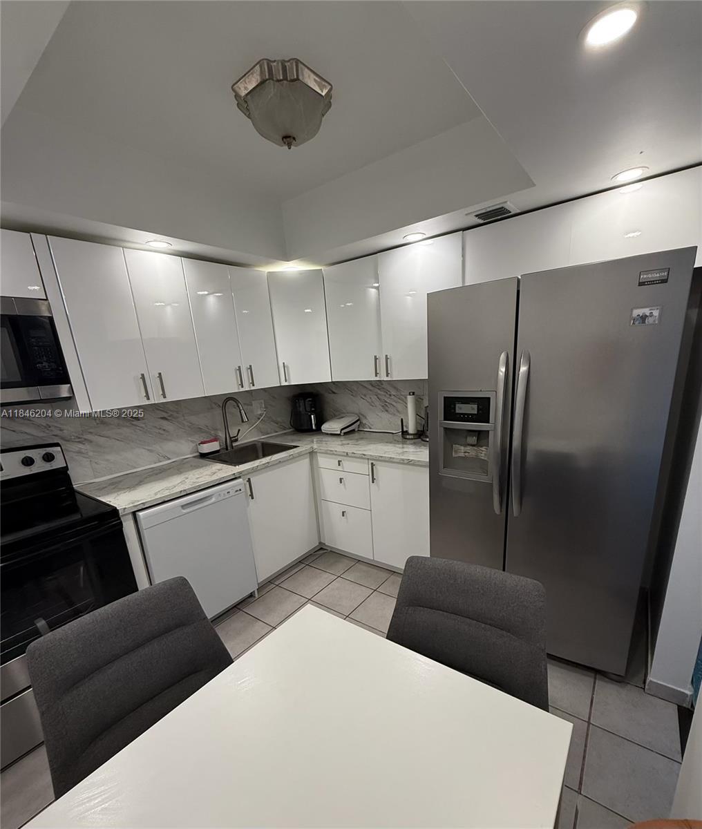 Property photo # 4
