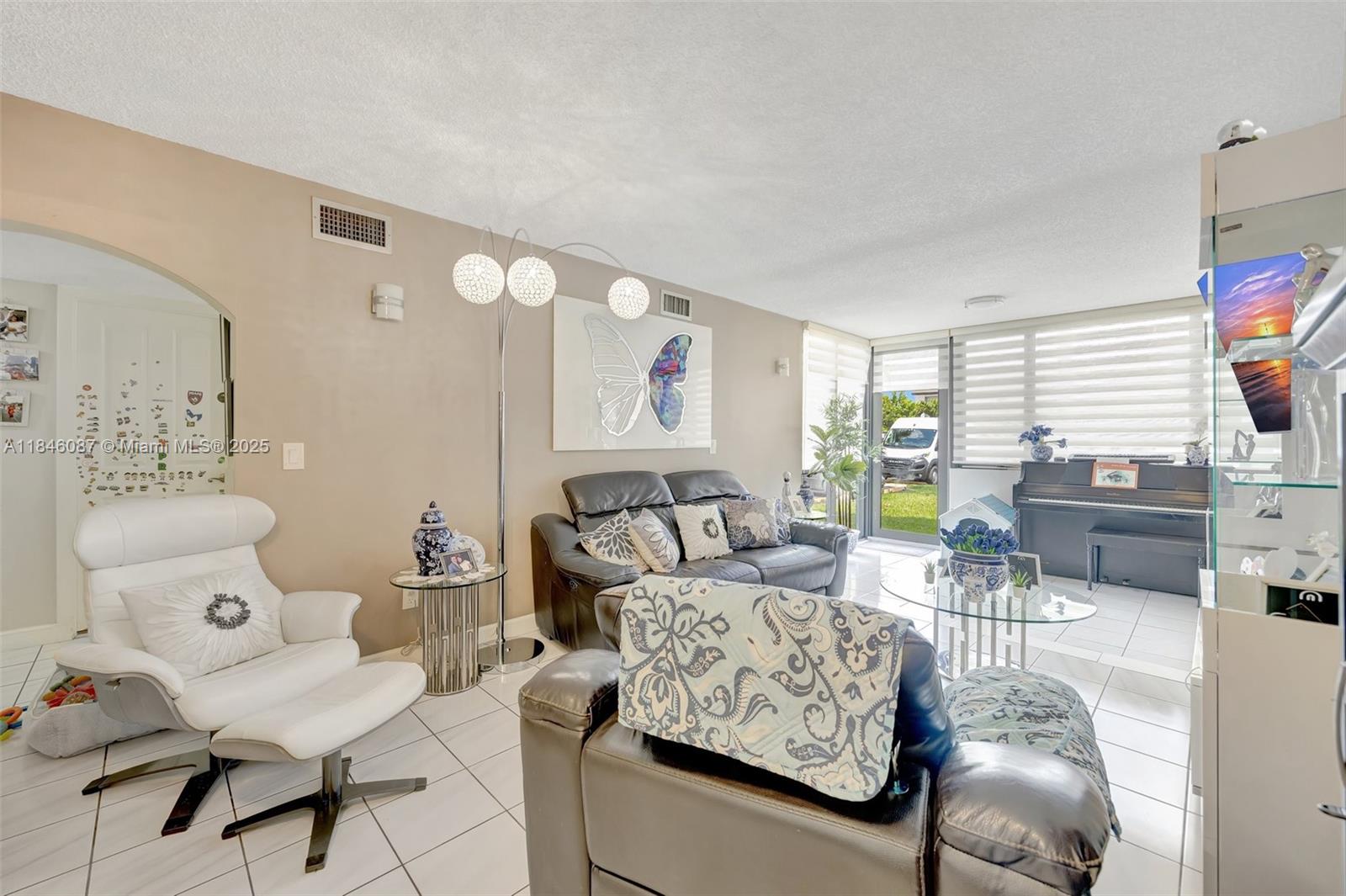 Property photo # 4