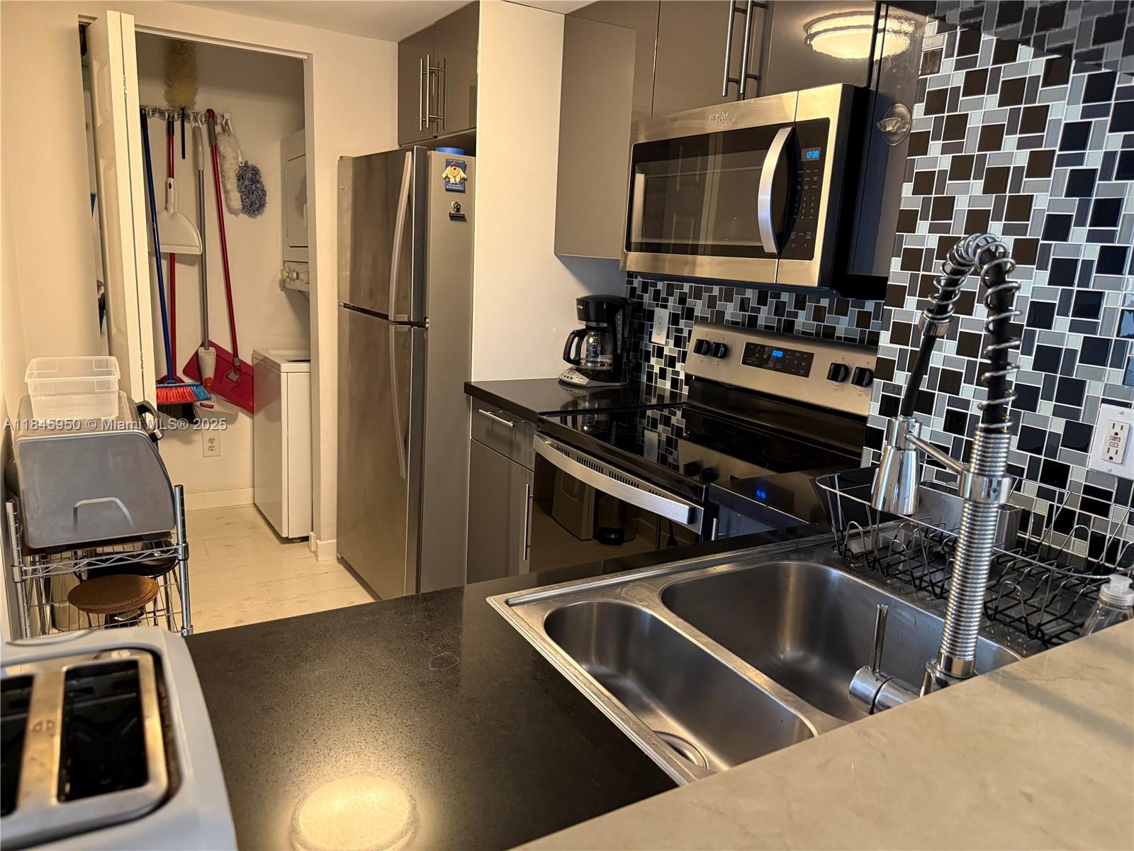 770 Claughton Island Dr #404, Miami FL 33131