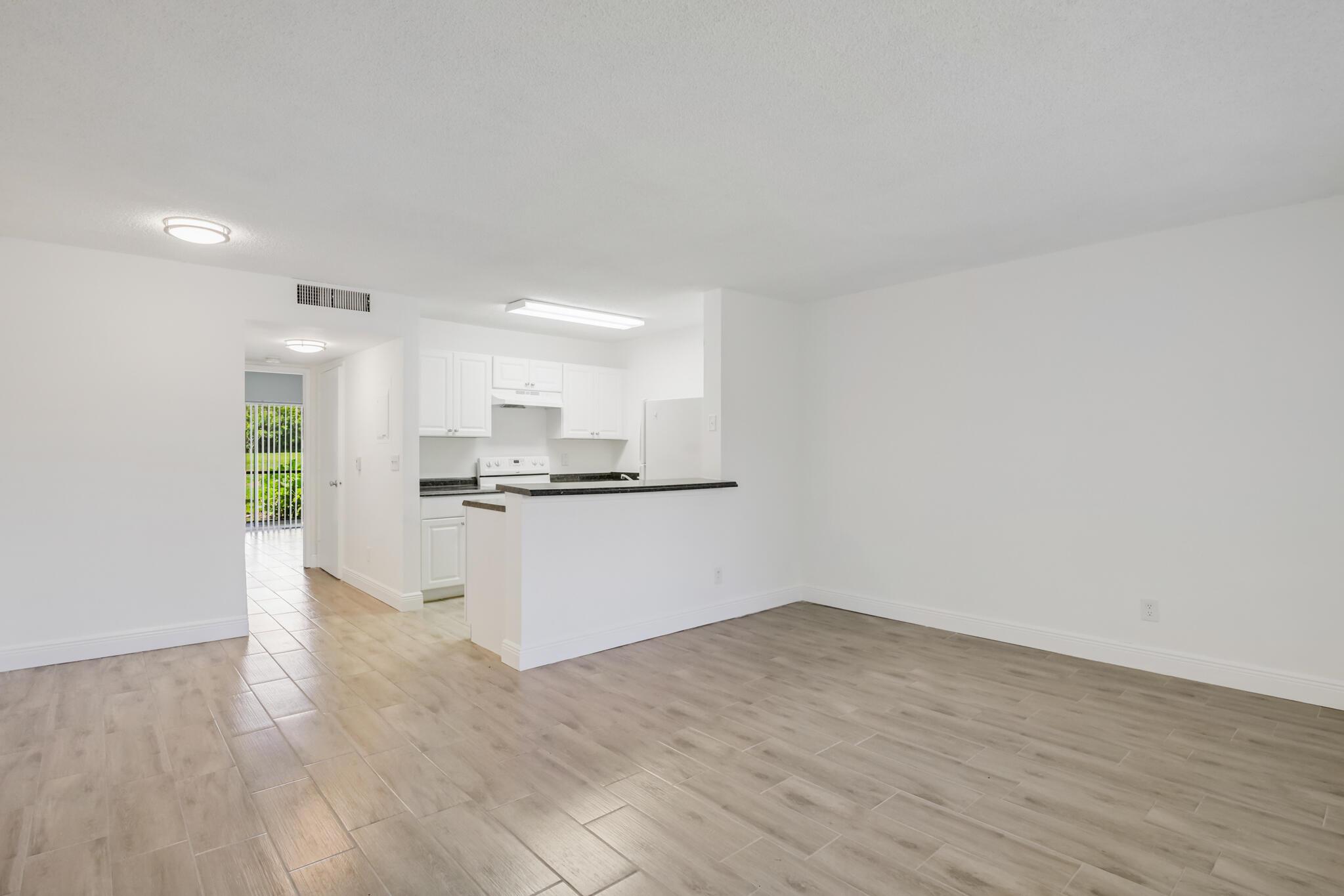 Homes for sale in Boynton Beach, FL | 1507 Meadows Circle W, Boynton Beach, FL 33436 | MLS# R11110007