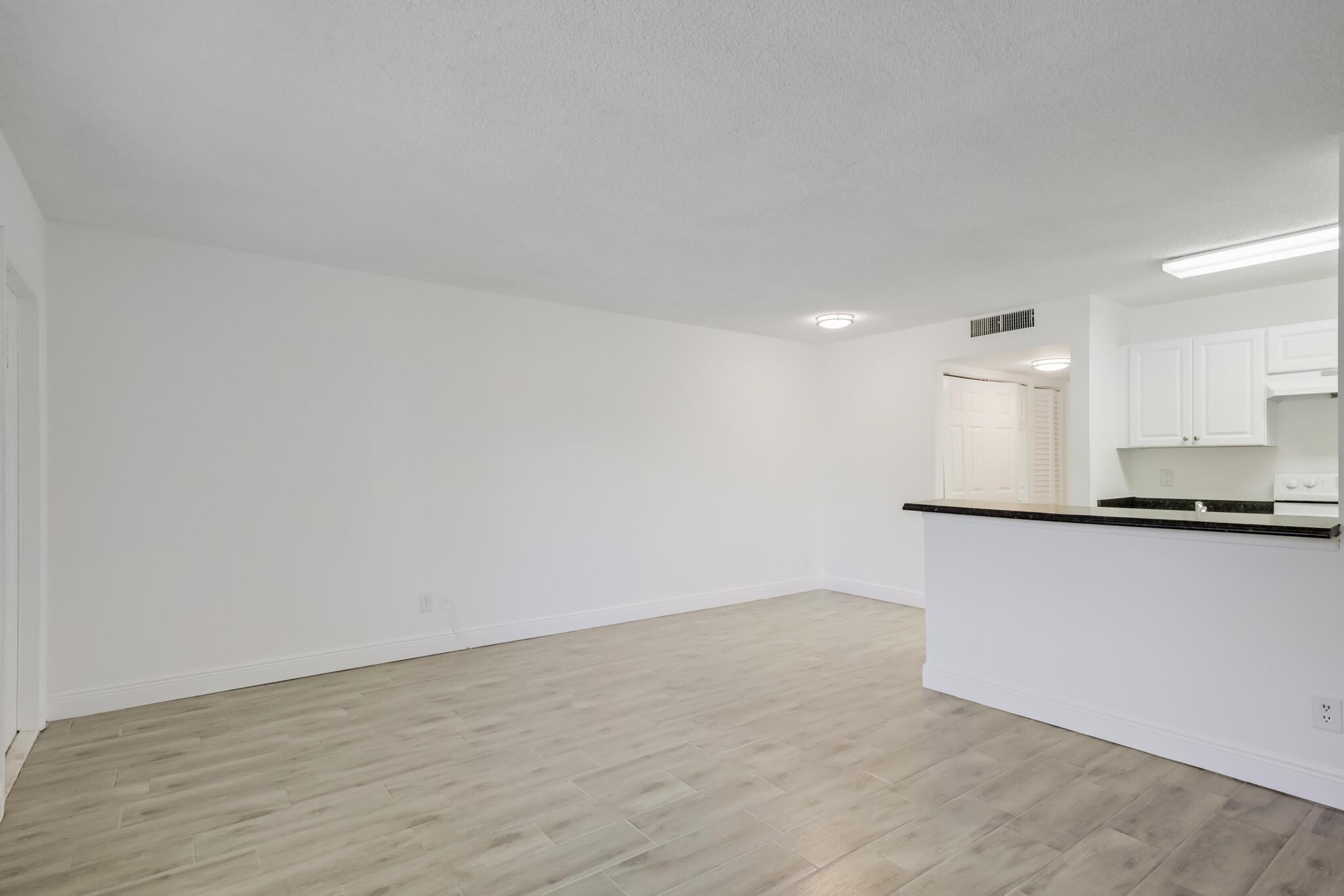 Homes for sale in Boynton Beach, FL | 1507 Meadows Circle W, Boynton Beach, FL 33436 | MLS# R11110007