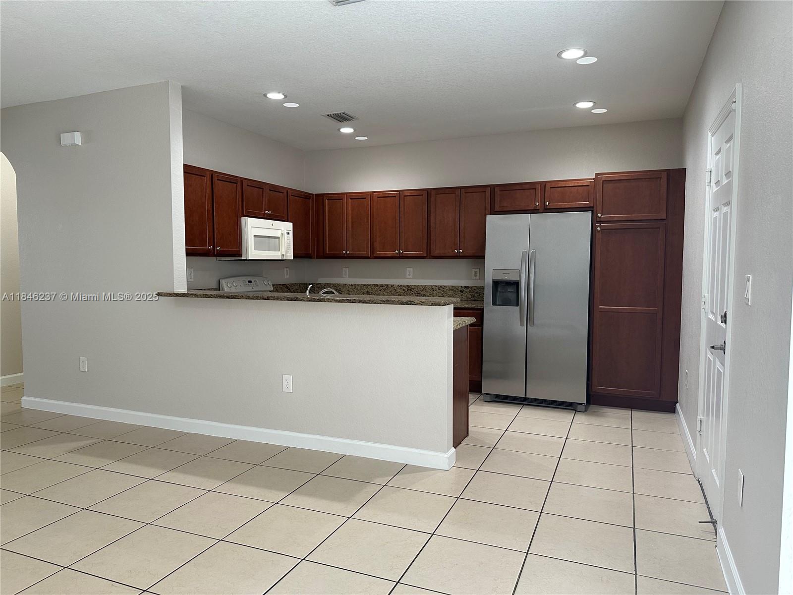 Property photo # 3