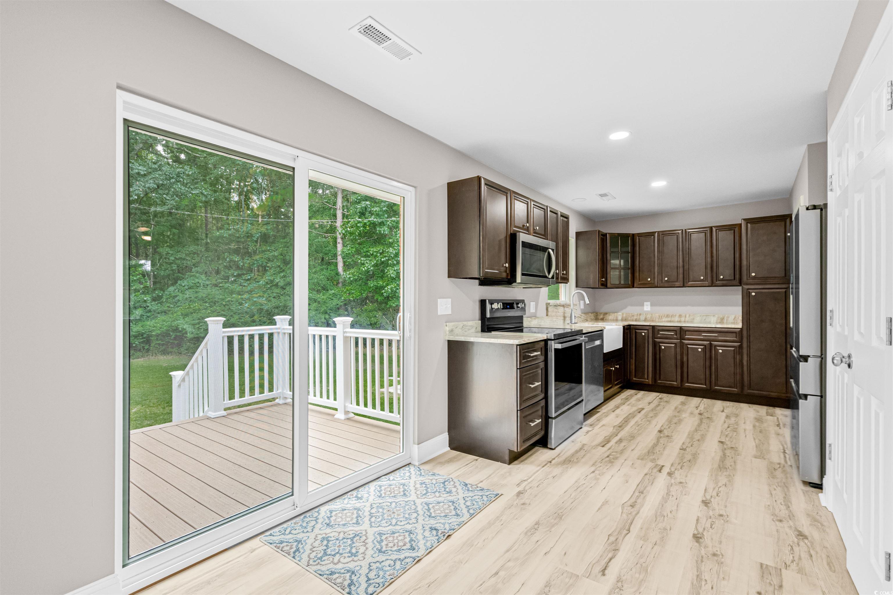 111 Spring Pond Rd. Hemingway, SC 29554