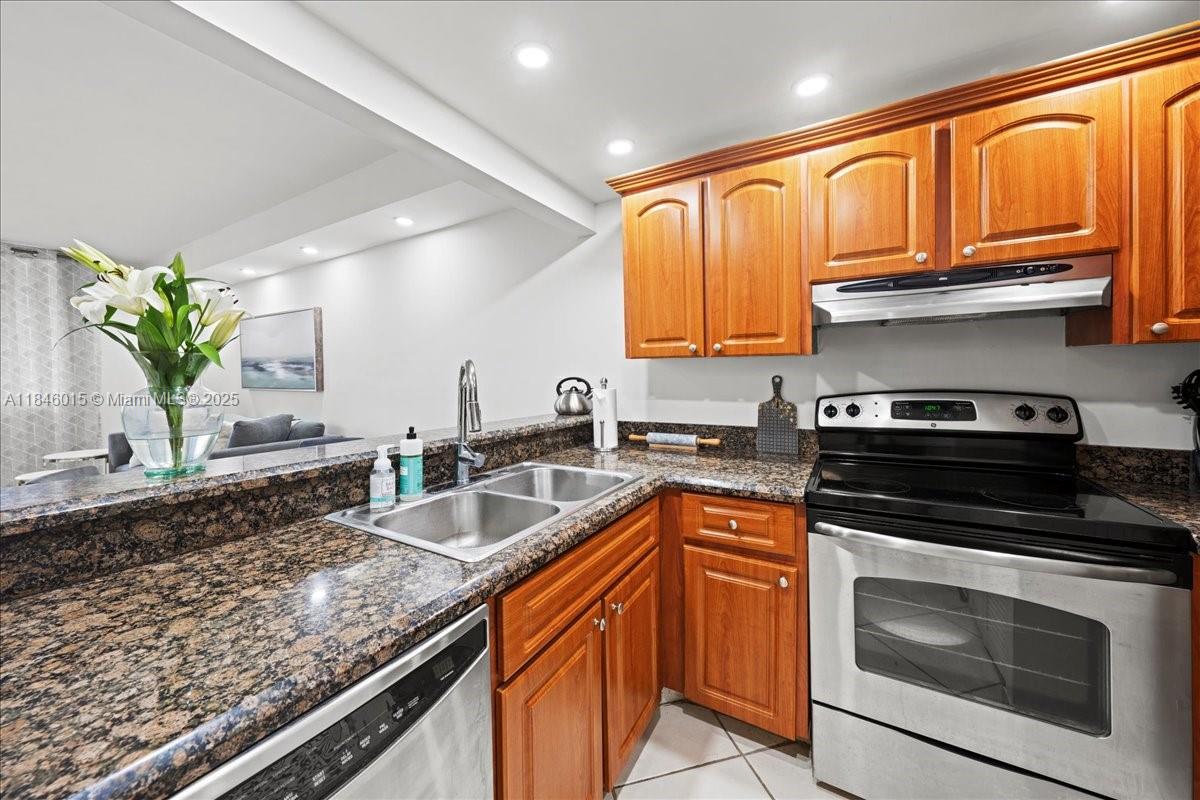 Property photo # 2