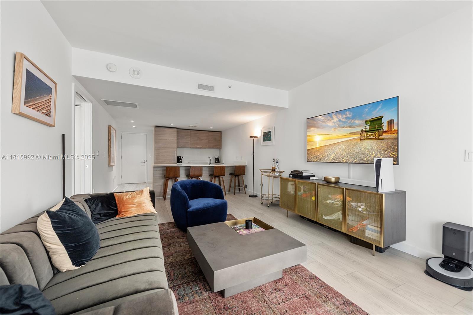 Property photo # 4