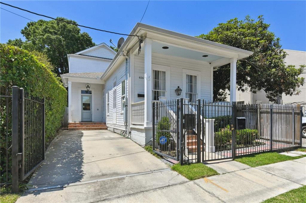 Photo of 616 CADIZ Street, New Orleans, LA 70115