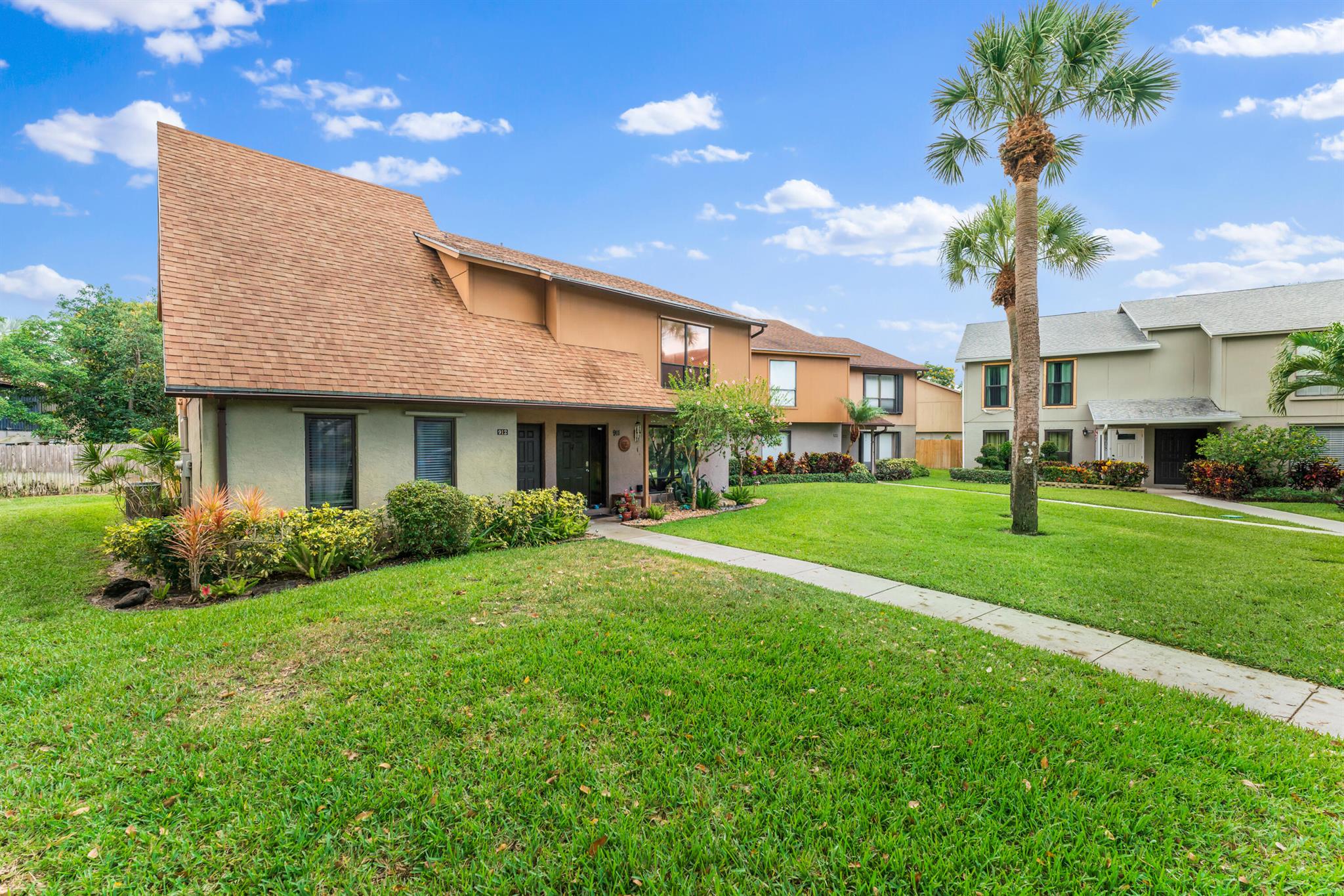 Showcase Image of listing 912 Sandtree Drive