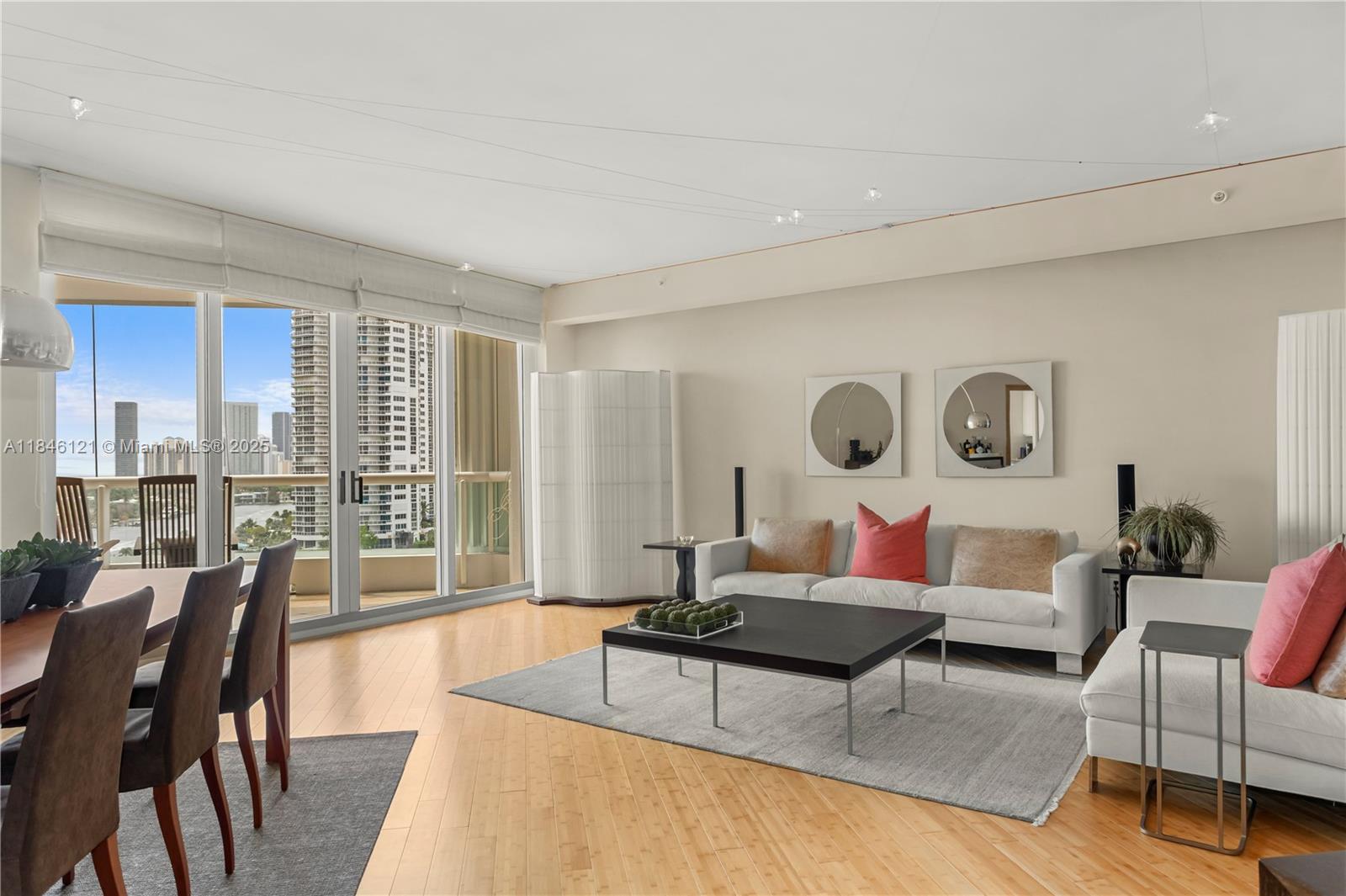 21050 Point Pl Unit 1103, Aventura, Florida 33180