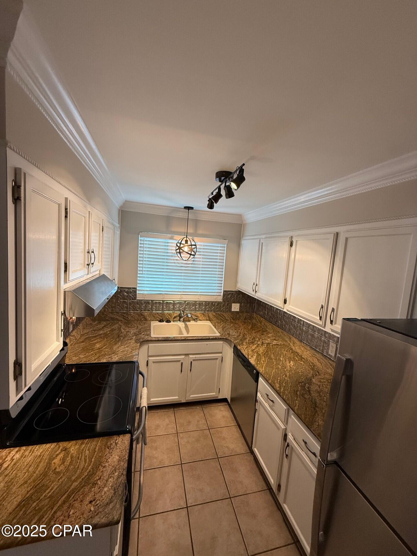 Image 5 For 1025 19th Street 5c