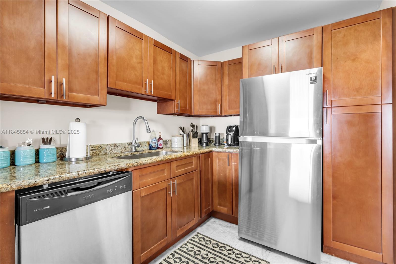Property photo # 6