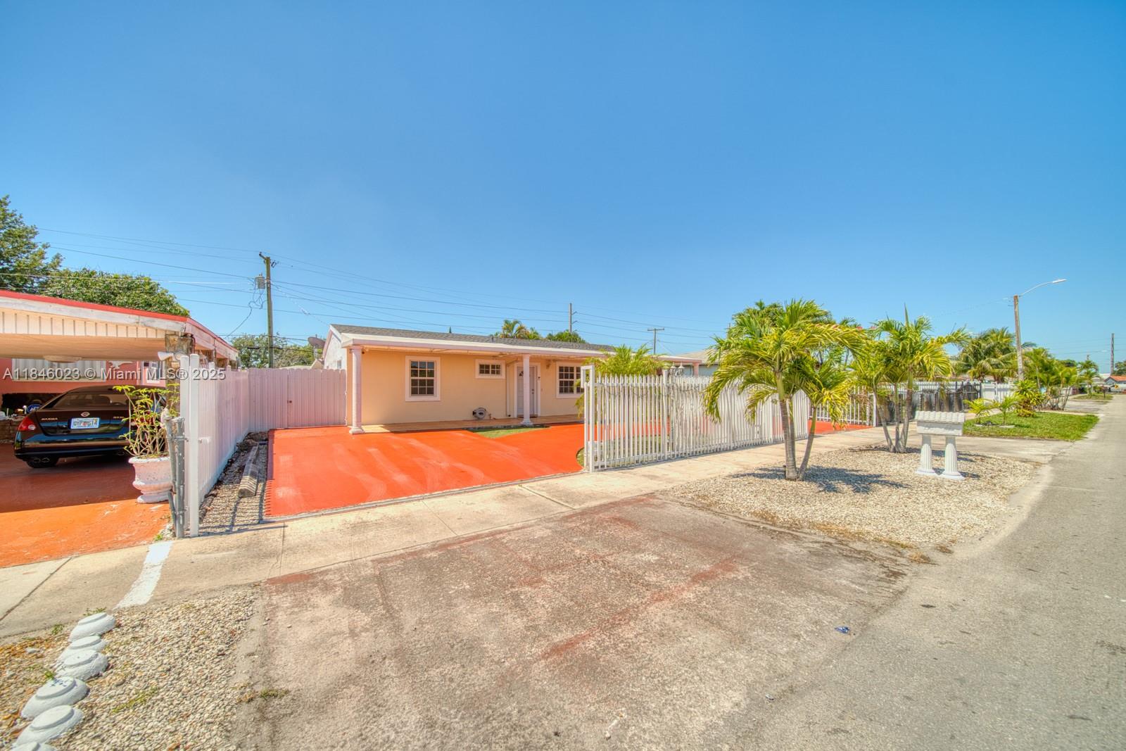 3440 NW 87th Ter