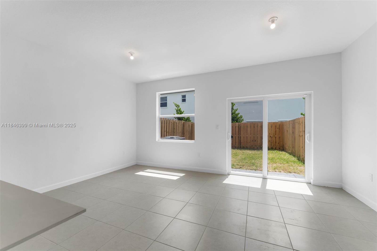 Property photo # 6