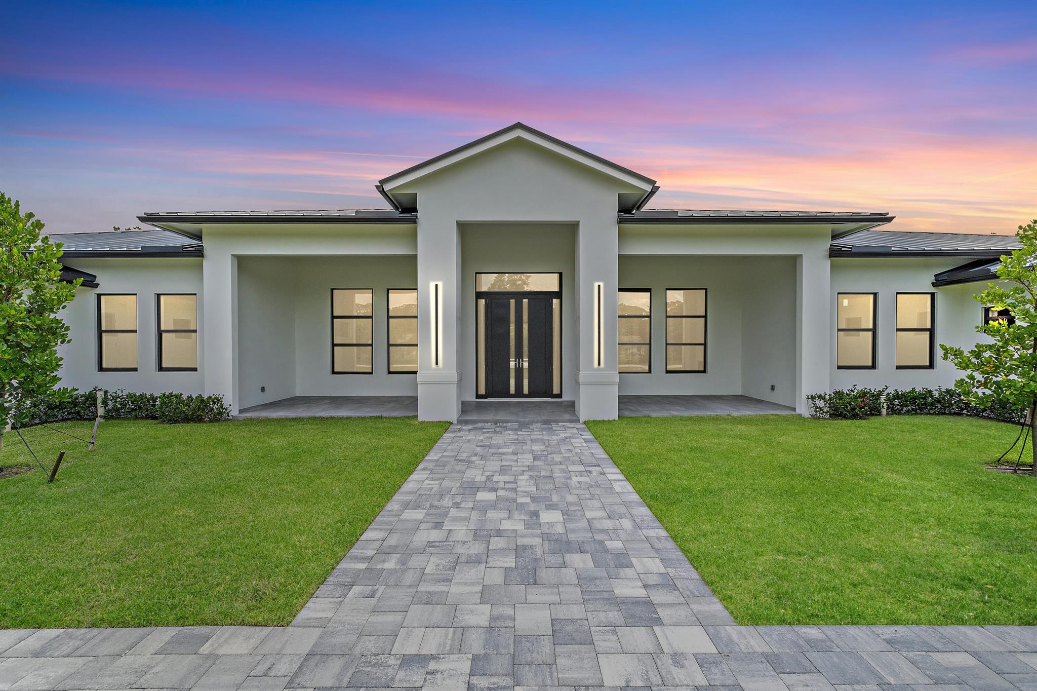 Image to showcase the property located at 12850 152nd Street N
