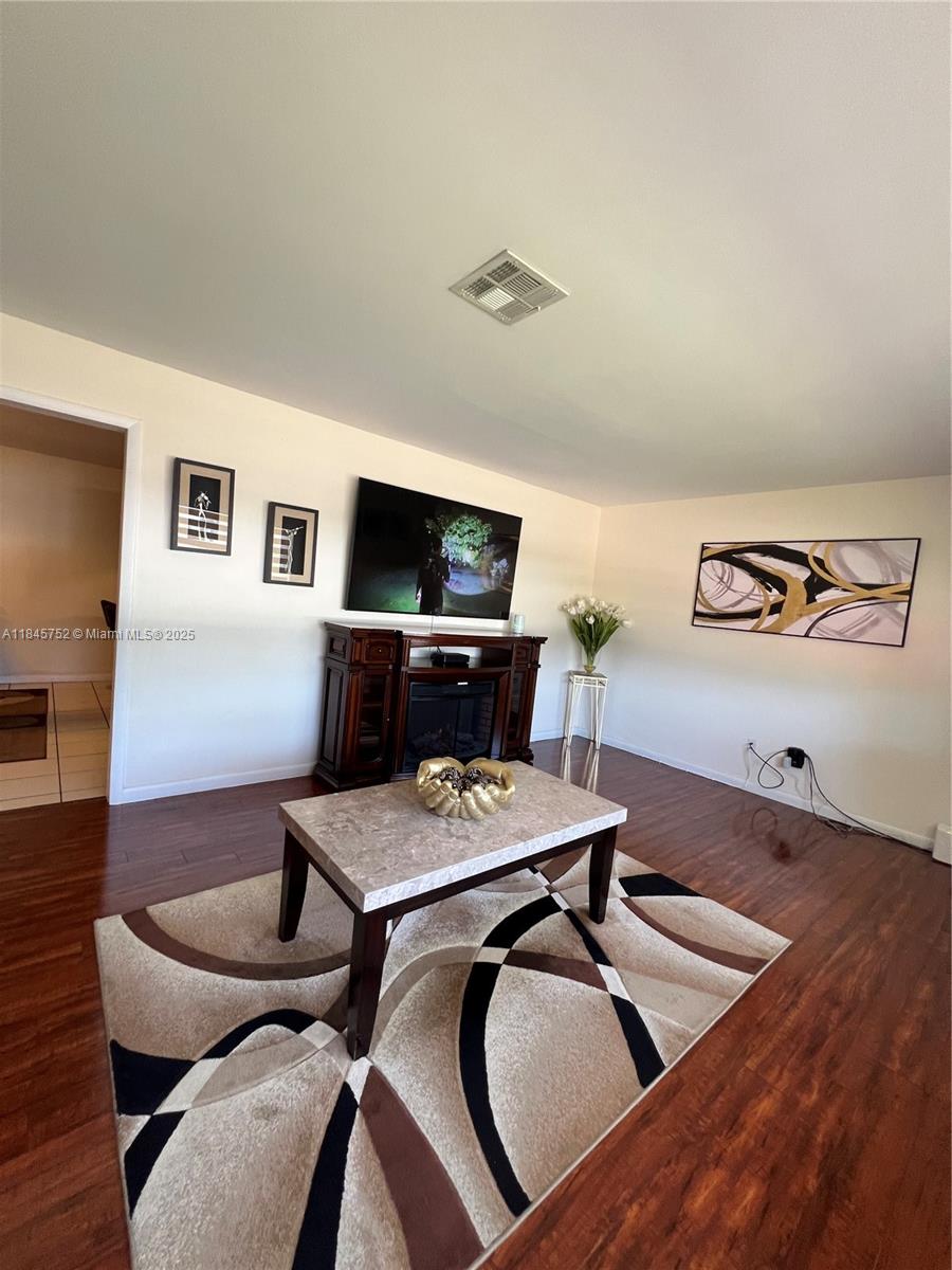 Property photo # 8