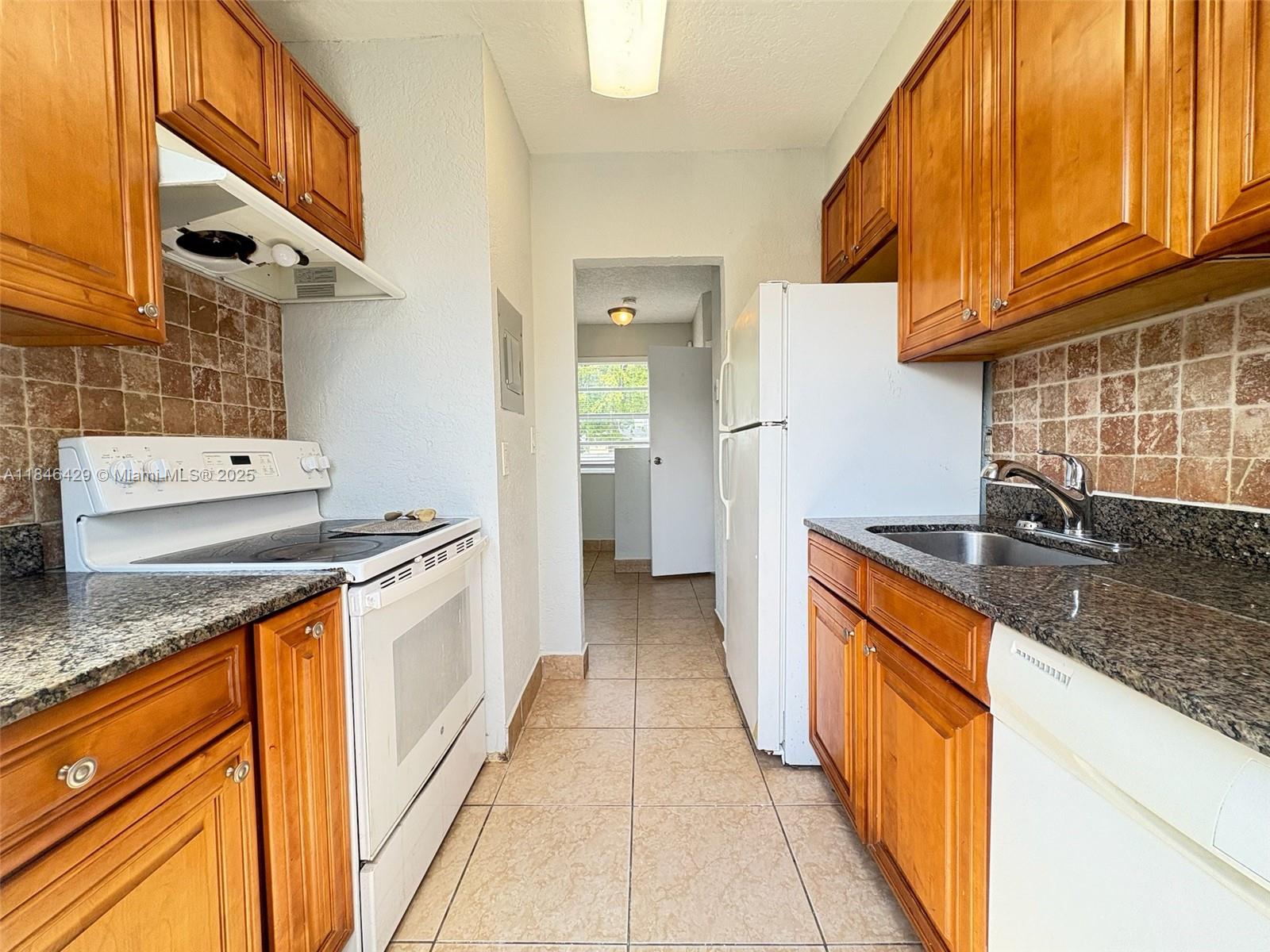 Property photo # 0