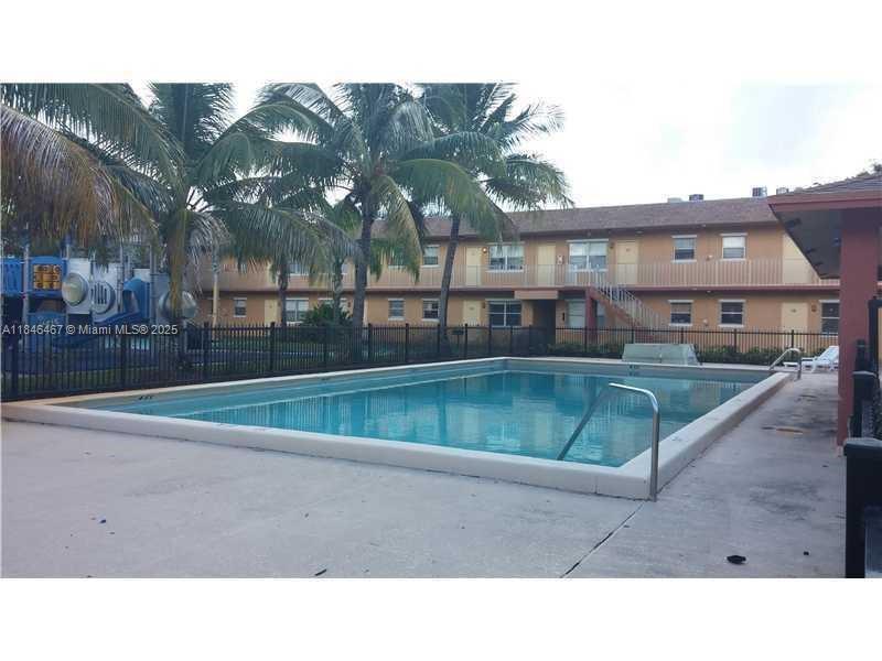 Property photo # 2