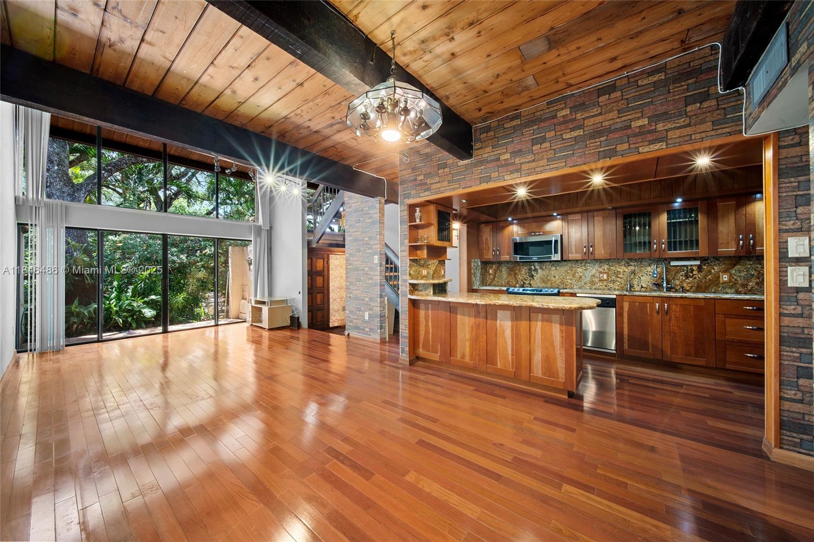 Property photo # 0