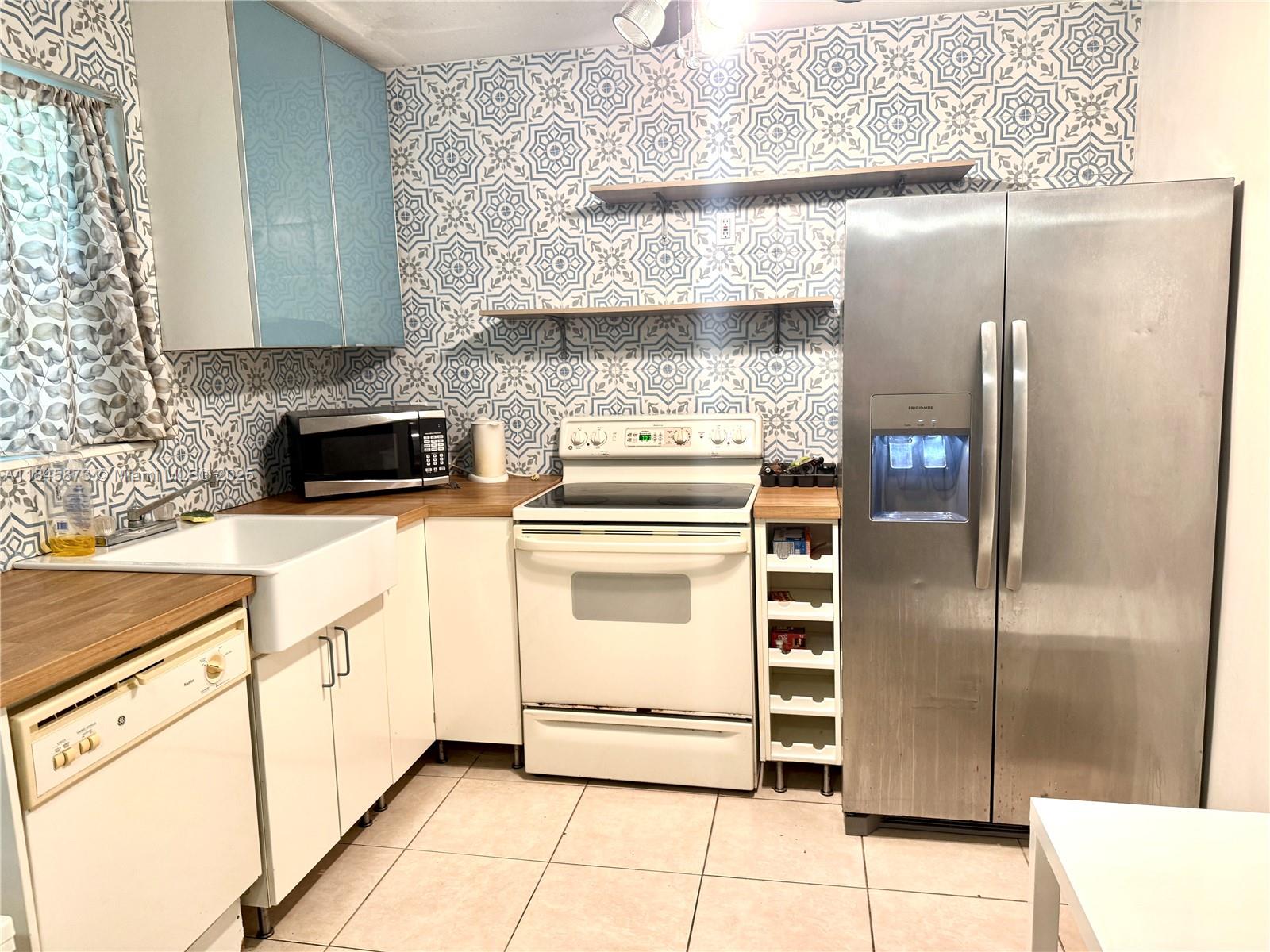 Property photo # 0