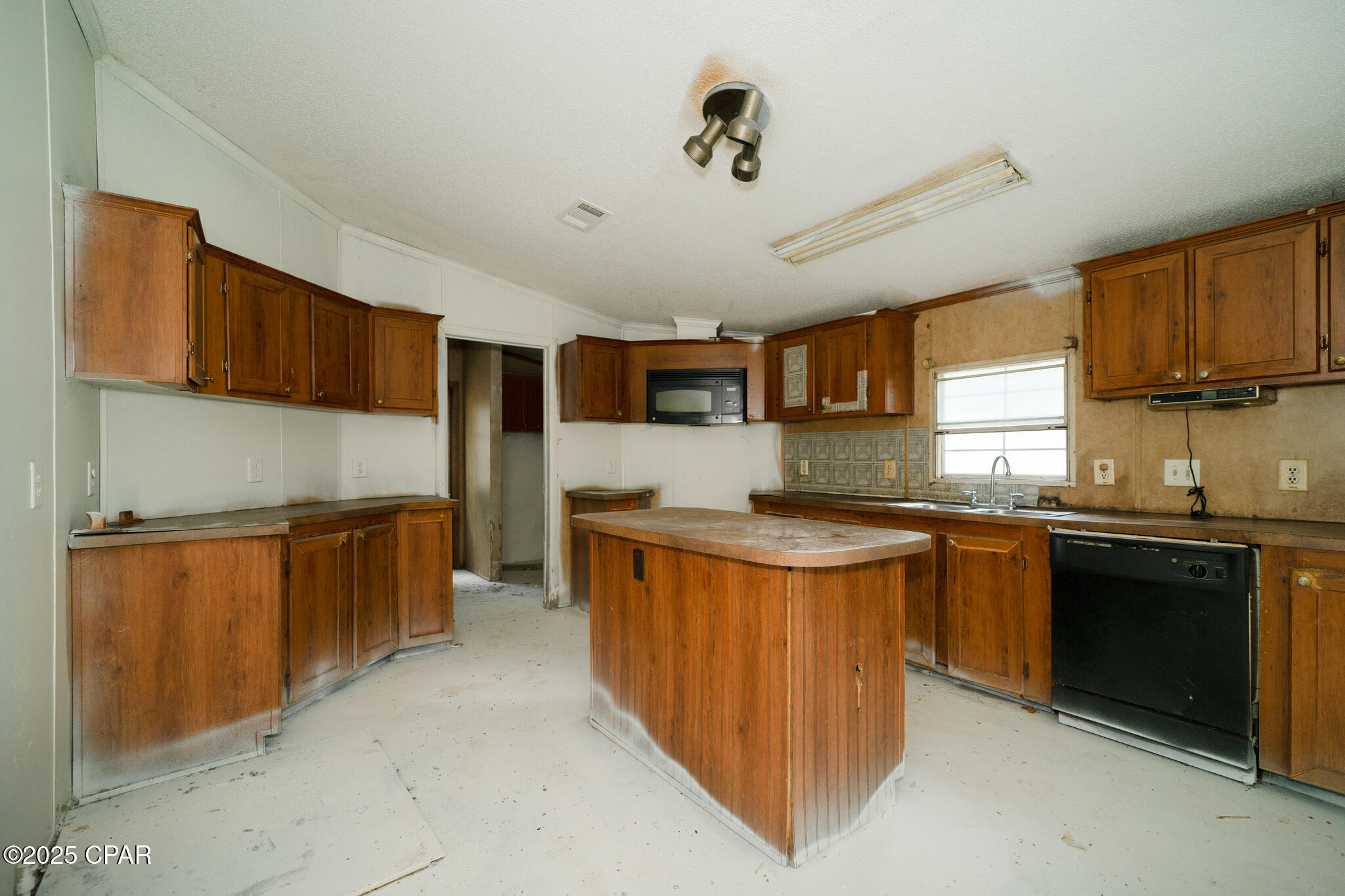 Image 2 For 1440 Jake Drive