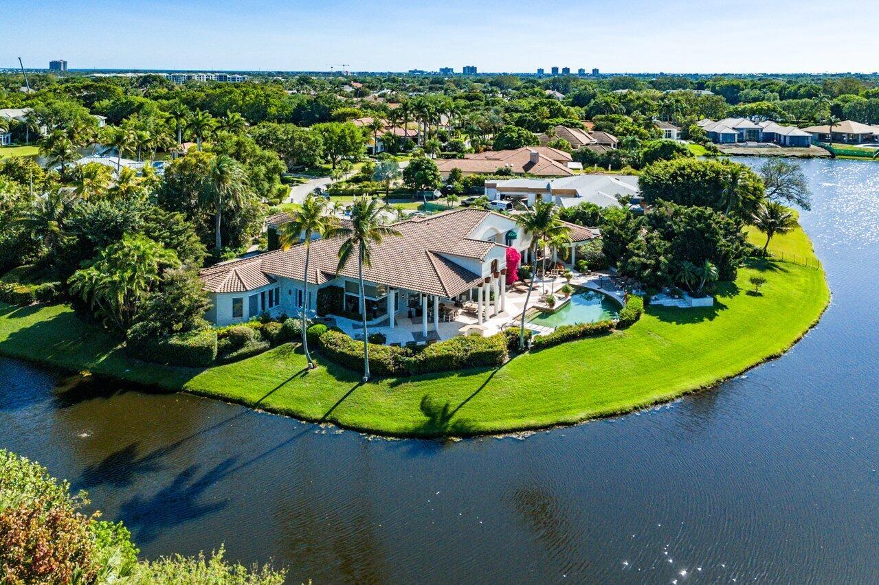 Image to showcase the property located at 3181 Miro Drive N