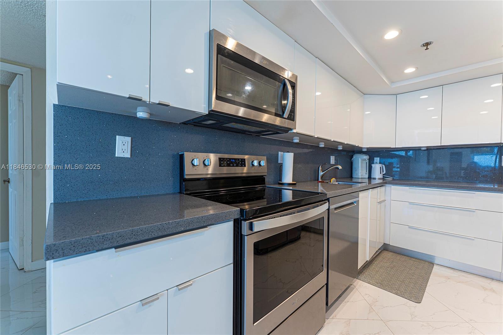 Property photo # 2